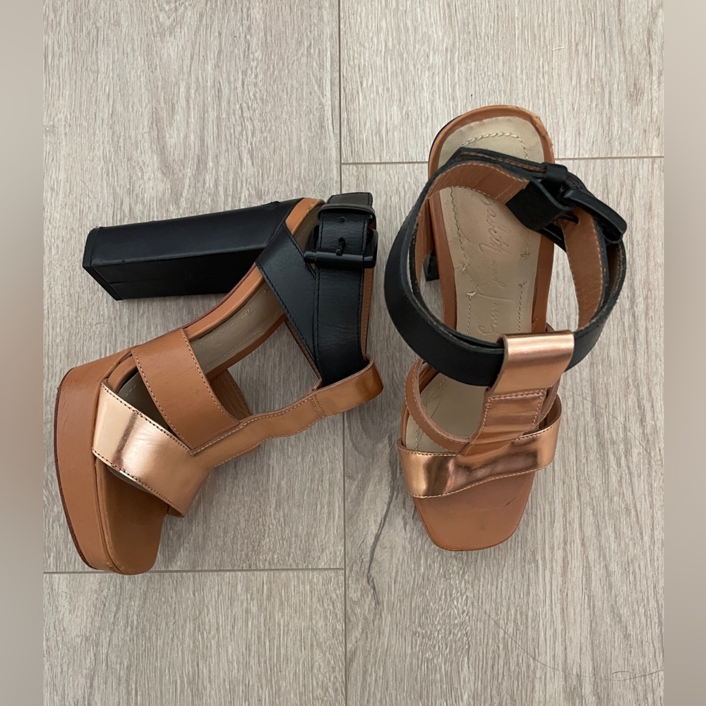 Elizabeth and James platform heeled sandal